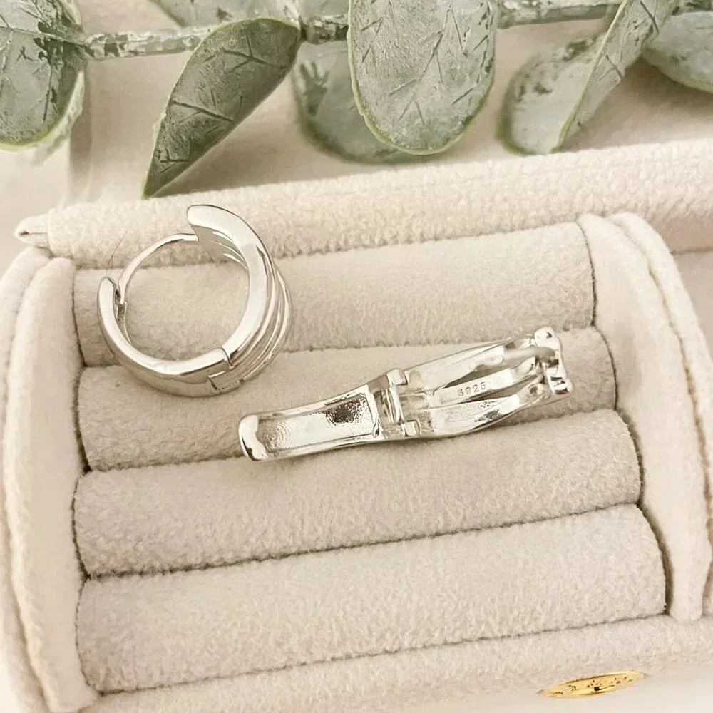 925 Sterling Silver Huggie Earrings Small Hoops Chunky Layer Thick Huggies - Picture 6 of 6